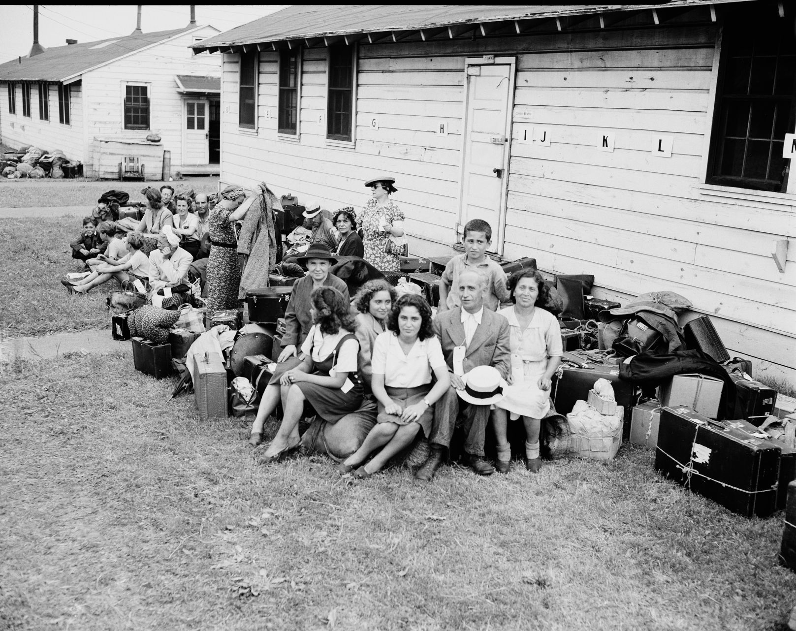 1944: WWII REFUGEES
